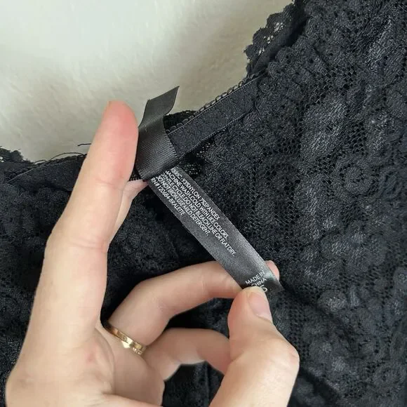 TORRID Women's Black Unlined Lace Bralette Size 5X Romantic Bra Top Whimsigoth - Picture 4 of 6